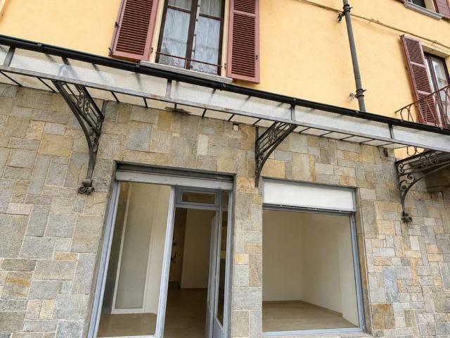 Locale Commerciale in affitto a Piemonte, Cuneo