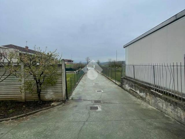 Locale Commerciale in affitto a Piemonte, Torino