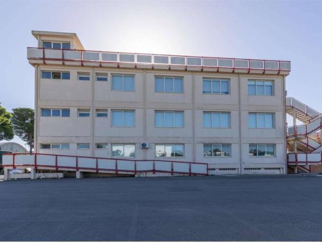 Locale Commerciale in affitto a CACIP - Agglomerato industriale di Elmas, Elmas