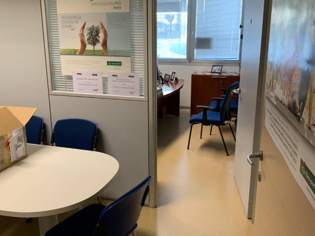 Locale Commerciale in affitto a Unione dei Comuni Circondario dell'Empolese Valdelsa, Empoli