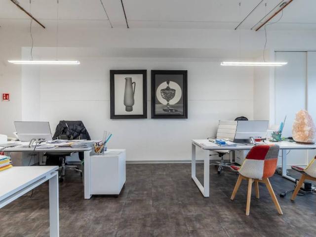 Locale Commerciale in affitto a Unione dei Comuni Circondario dell'Empolese Valdelsa, Empoli