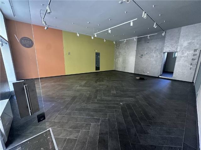 Locale Commerciale in affitto a Unione dei Comuni Circondario dell'Empolese Valdelsa, Empoli
