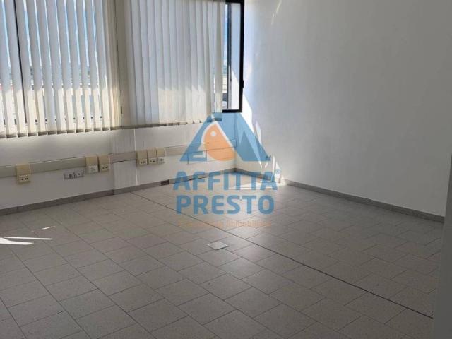 Locale Commerciale in affitto a Unione dei Comuni Circondario dell'Empolese Valdelsa, Empoli