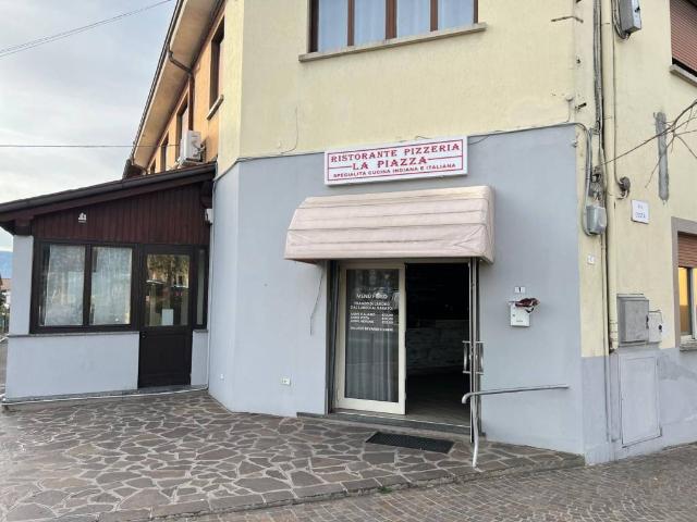 Locale Commerciale in affitto a Erbusco, Lombardia