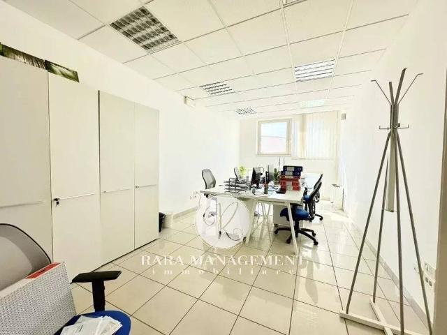 Locale Commerciale in affitto a Case UNRRA, Marche