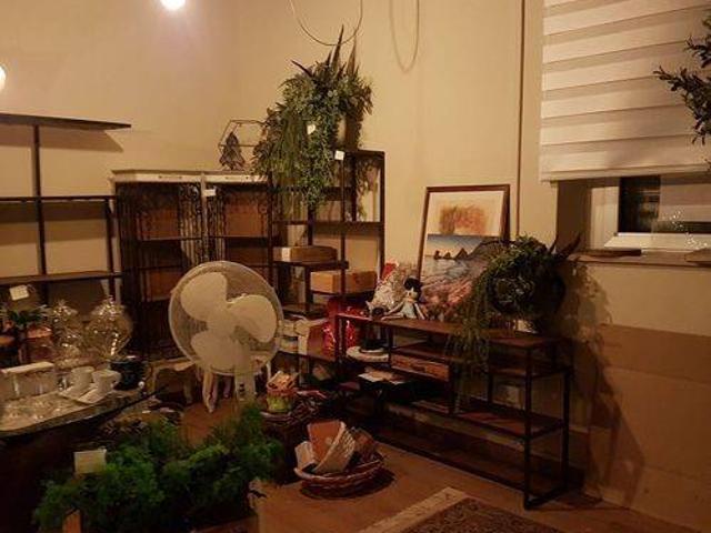 Locale Commerciale in affitto a Centro storico, Marche