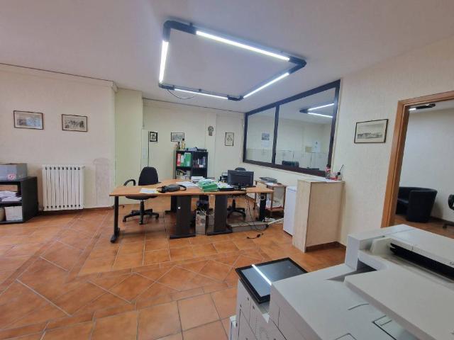 Locale Commerciale in affitto a Puglia, Brindisi
