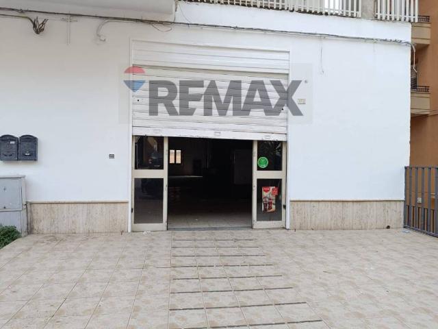Locale Commerciale in affitto a Favara, Sicilia