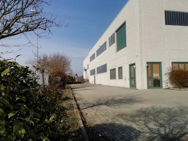 Locale Commerciale in affitto a Piemonte, Torino