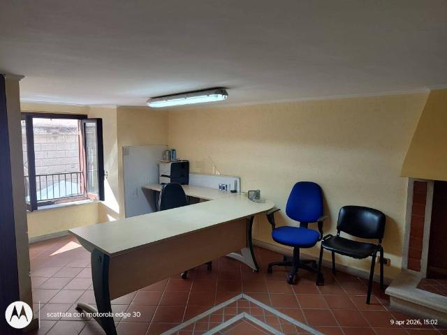 Locale Commerciale in affitto a Sant'Agata, Ferentino