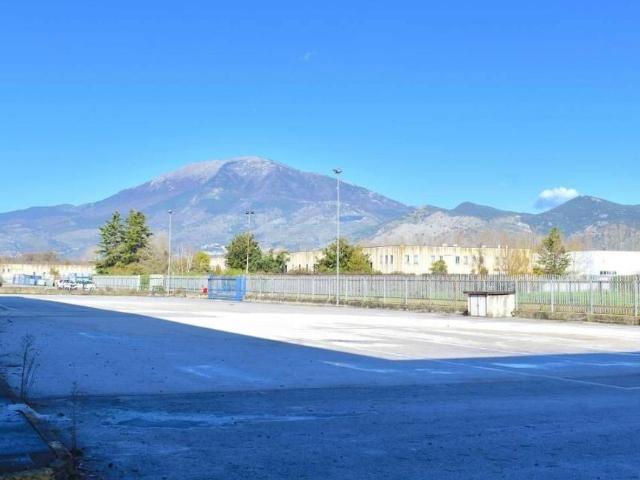 Locale Commerciale in affitto a Ferentino, Lazio