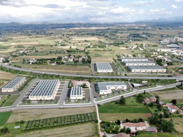 Locale Commerciale in affitto a Ferentino, Lazio
