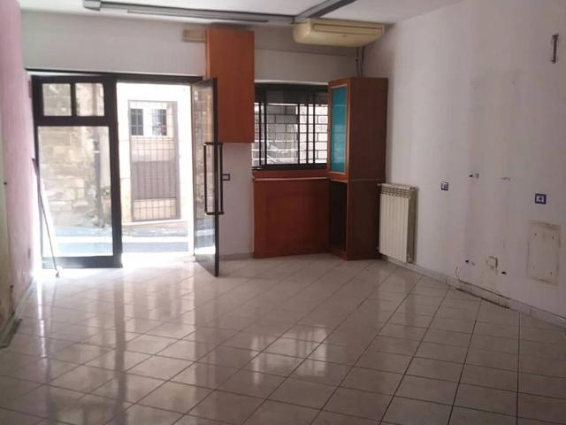 Locale Commerciale in affitto a Sant'Agata, Ferentino