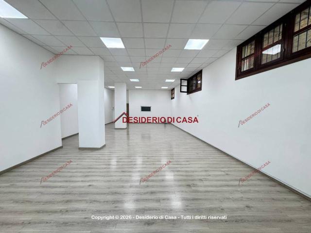 Locale Commerciale in affitto a Ficarazzi, Sicilia
