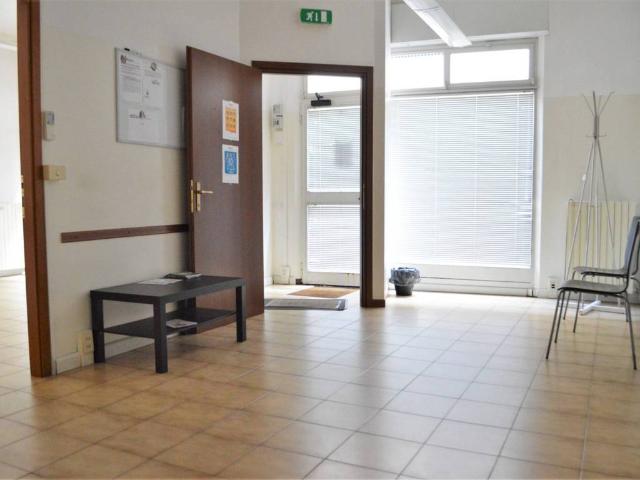 Locale Commerciale in affitto a Fidenza, Reggio Emilia