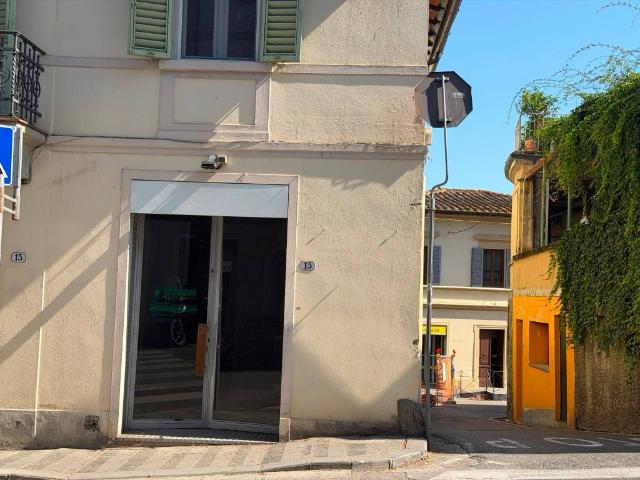 Locale Commerciale in affitto a Fiesole, Toscana