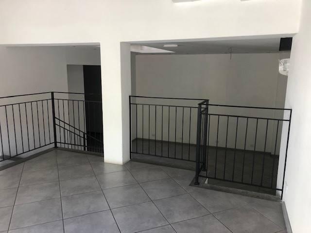 Locale Commerciale in affitto a Figline e Incisa Valdarno, Figline Valdarno