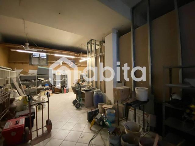 Locale Commerciale in affitto a Figline e Incisa Valdarno, Figline Valdarno