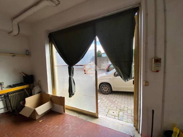 Locale Commerciale in affitto a Figline e Incisa Valdarno, Figline Valdarno