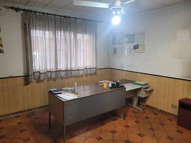 Locale Commerciale in affitto a Unione dei comuni del Distretto Ceramico, Fiorano Modenese