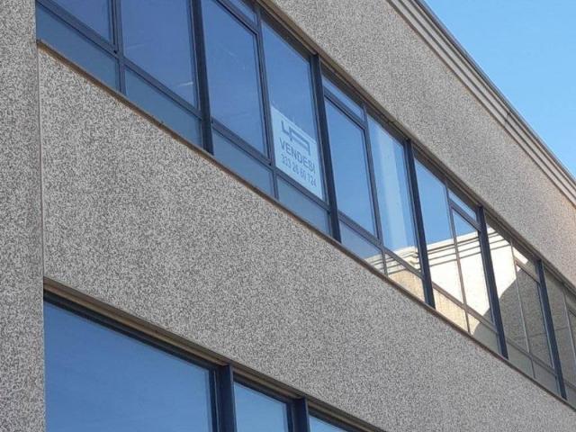 Locale Commerciale in affitto a Unione dei comuni del Distretto Ceramico, Fiorano Modenese