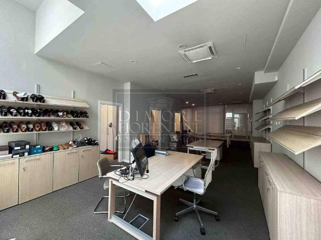 Locale Commerciale in affitto a Quartiere 2, Firenze