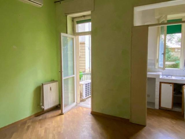 Locale Commerciale in affitto a Quartiere 5, Firenze