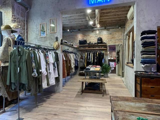 Locale Commerciale in affitto a Quartiere 2, Firenze