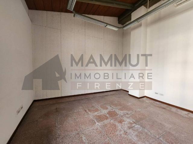 Locale Commerciale in affitto a Quartiere 5, Firenze