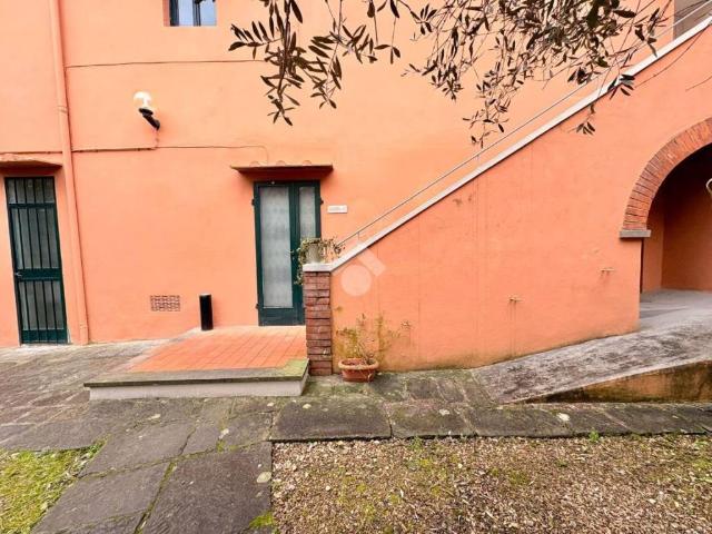Locale Commerciale in affitto a Quartiere 3, Firenze