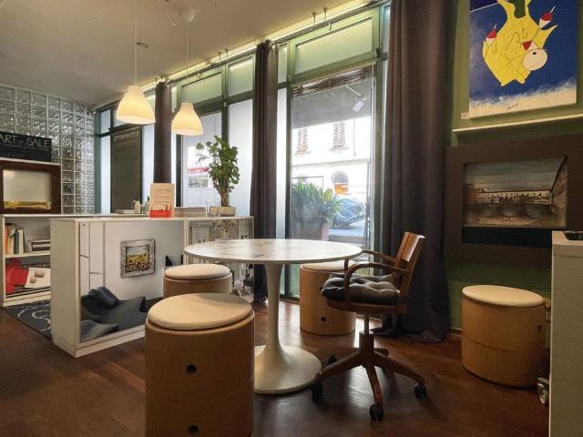 Locale Commerciale in affitto a Quartiere 2, Firenze