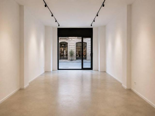 Locale Commerciale in affitto a Quartiere 1, Firenze