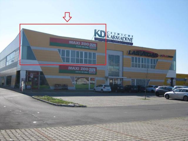 Locale Commerciale in affitto a Fiume Veneto, Friuli-Venezia Giulia