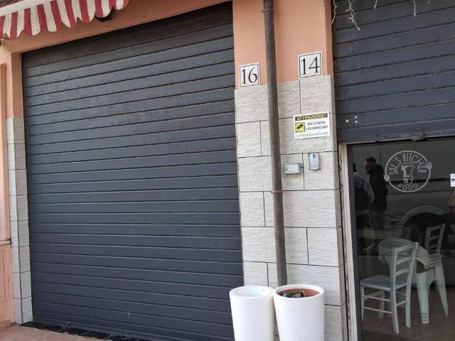 Locale Commerciale in affitto a Roma Capitale, Lazio