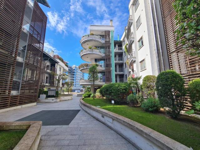 Locale Commerciale in affitto a Roma Capitale, Lazio