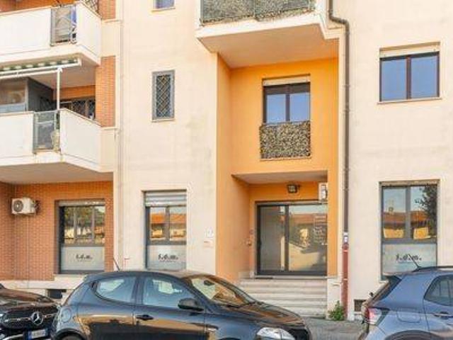 Locale Commerciale in affitto a Roma Capitale, Lazio