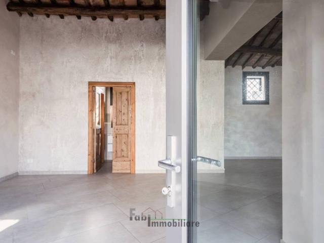 Locale Commerciale in affitto a Roma Capitale, Lazio