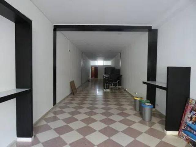 Locale Commerciale in affitto a Floridia, Sicilia