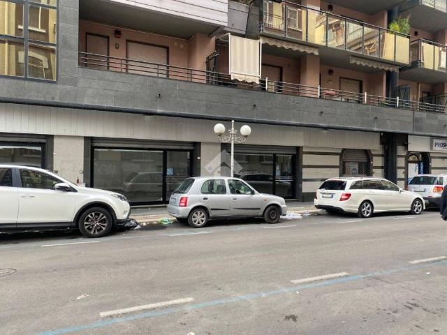 Locale Commerciale in affitto a Puglia, Foggia