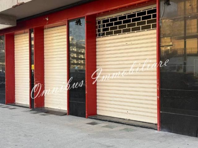 Locale Commerciale in affitto a Puglia, Foggia