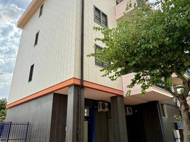 Locale Commerciale in affitto a Puglia, Foggia
