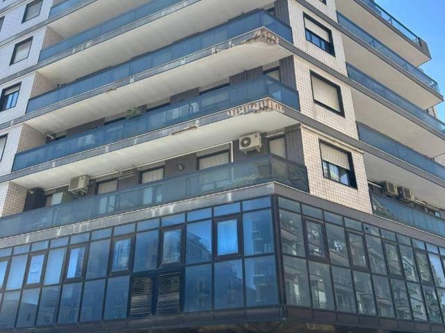 Locale Commerciale in affitto a Puglia, Foggia