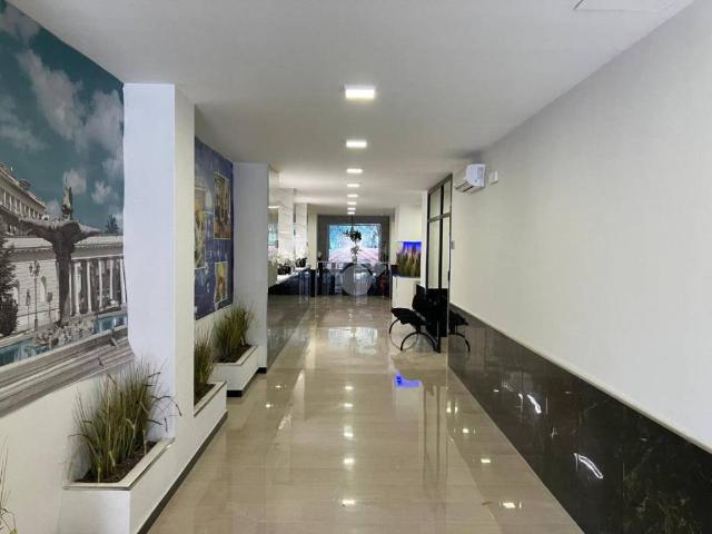 Locale Commerciale in affitto a Puglia, Foggia