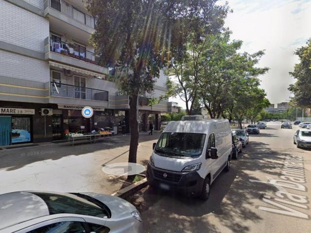 Locale Commerciale in affitto a Puglia, Foggia