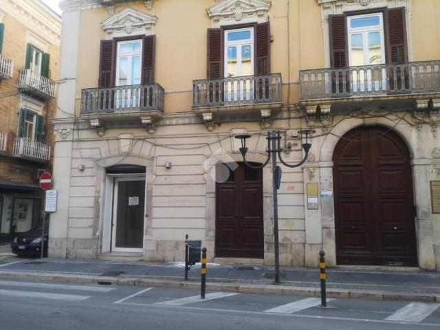 Locale Commerciale in affitto a Puglia, Foggia