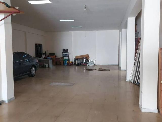 Locale Commerciale in affitto a Puglia, Foggia