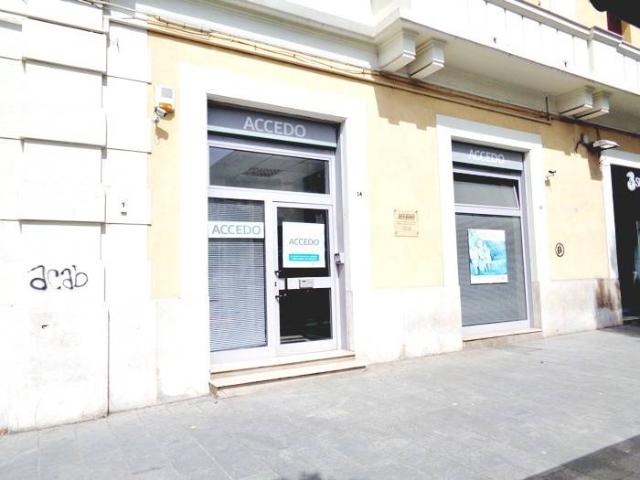 Locale Commerciale in affitto a Puglia, Foggia