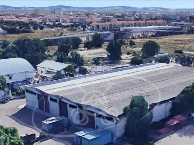 Locale Commerciale in affitto a Puglia, Foggia