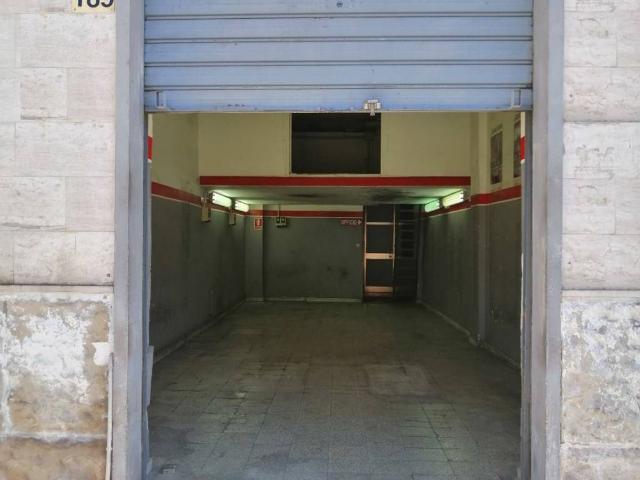 Locale Commerciale in affitto a Puglia, Foggia