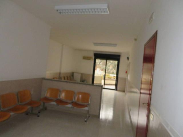 Locale Commerciale in affitto a Puglia, Foggia